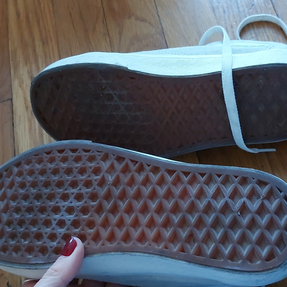 Vans - Picture 4 of 4